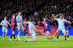 开云体育APP下载-关于巴萨完胜法国，苏亚雷斯统治全场的信息