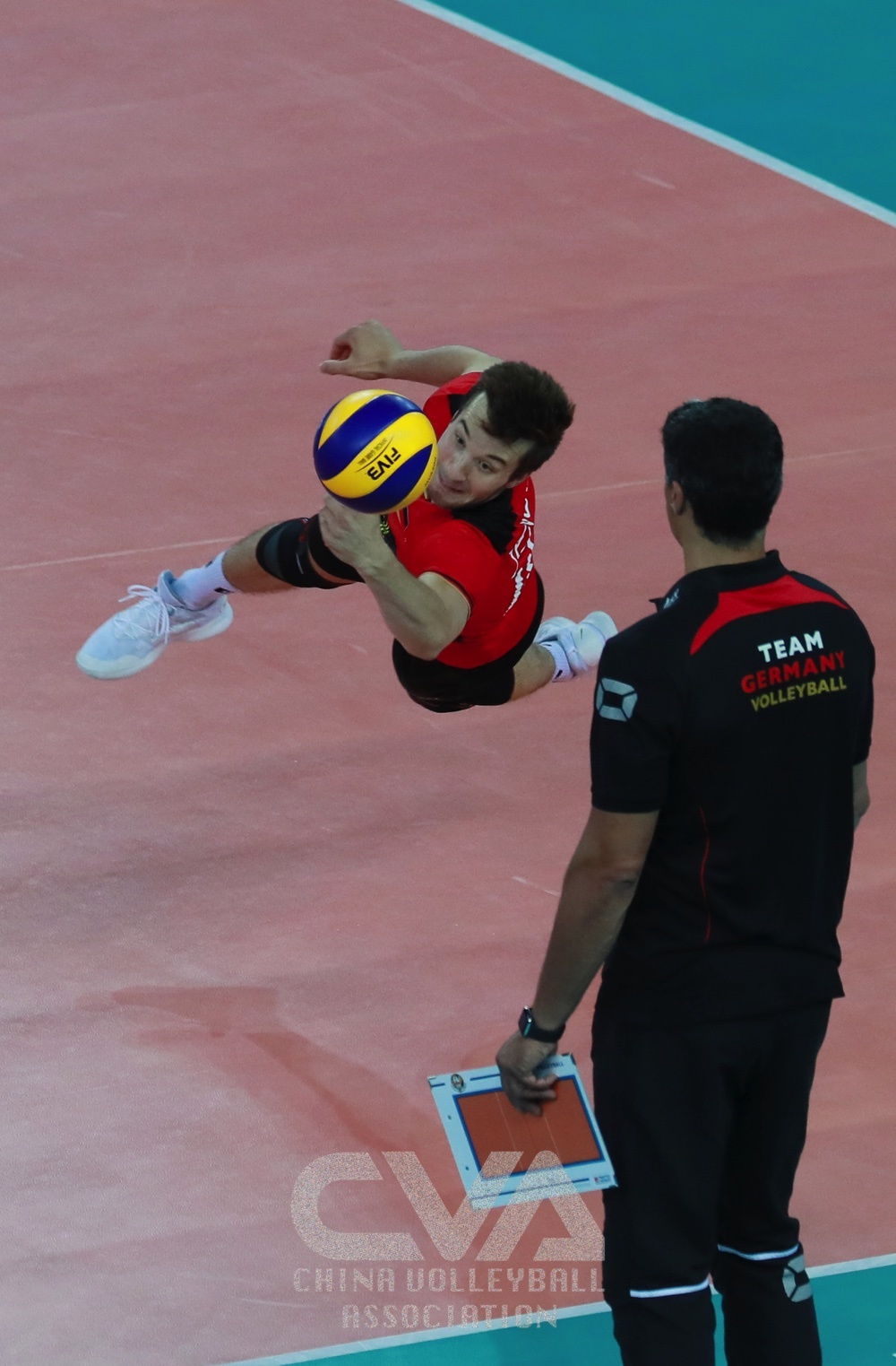 德国乒乓球队鏖战罗马,Bin打出惊人五杀激烈交锋小组赛,引爆全场热议的简单介绍 德国乒乓球队鏖战罗马,Bin打出惊人五杀激烈交锋小组赛,引爆全场热议的简单介绍