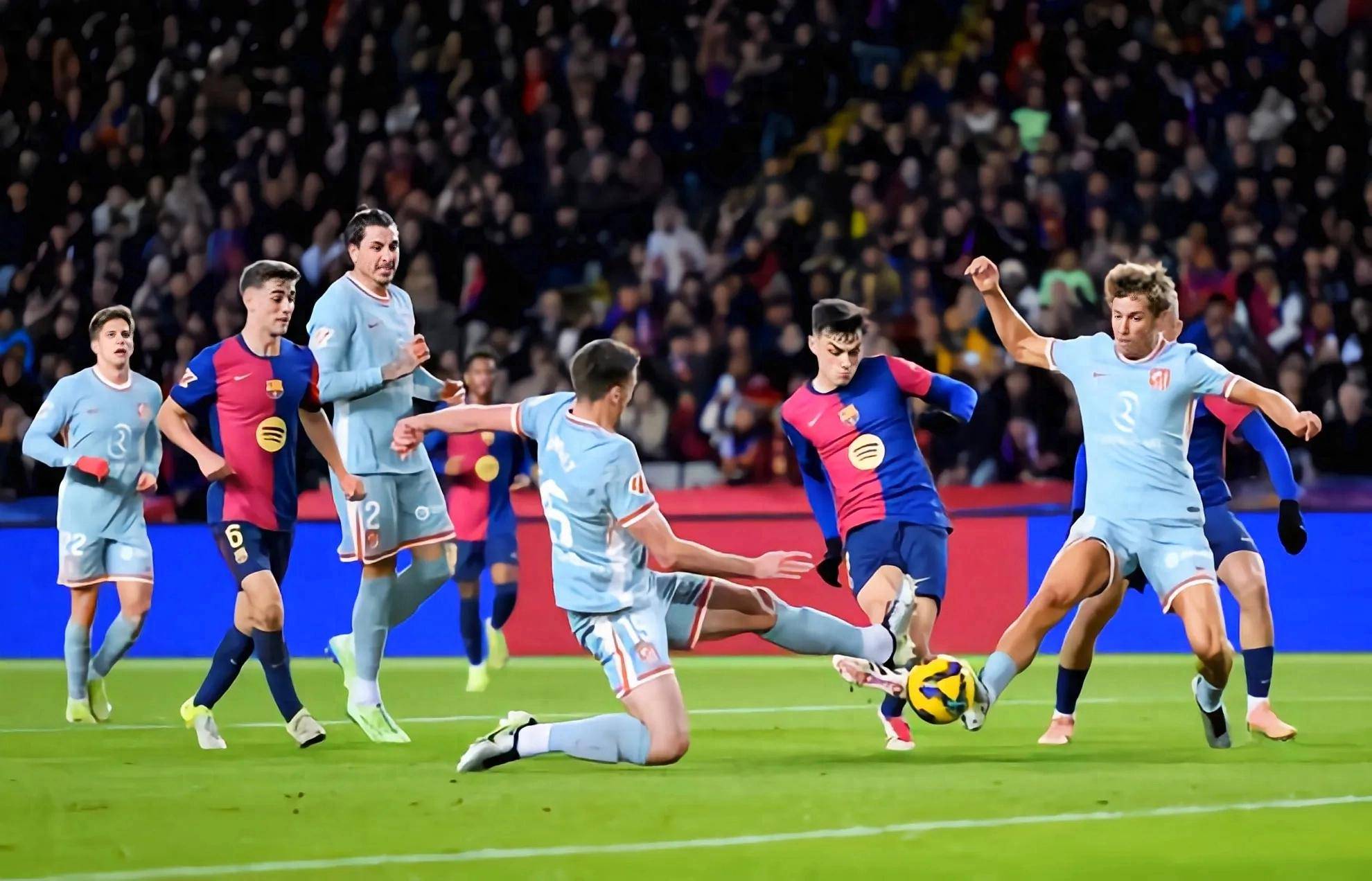 关于巴萨完胜法国，苏亚雷斯统治全场的信息