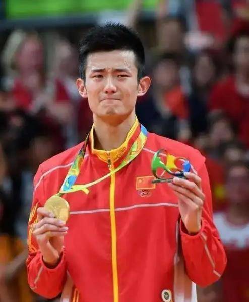 关于马来西亚羽毛球队强势英格兰羽毛球队，谌龙爆发神勇的信息